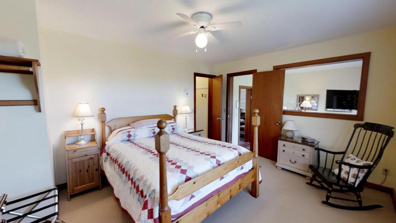 Bayview Pines Country Inn B&B Mahone Bay Exterior foto