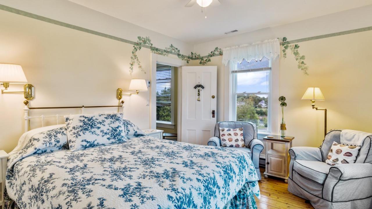 Bayview Pines Country Inn B&B Mahone Bay Exterior foto