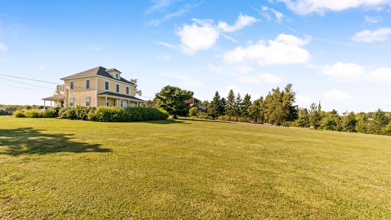 Bayview Pines Country Inn B&B Mahone Bay Exterior foto